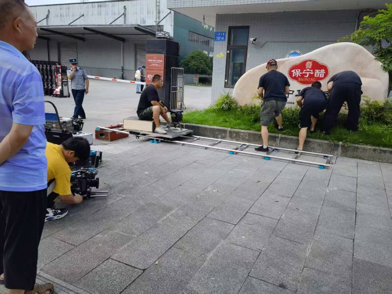 吉利区广告片拍摄公司核心优势：全流程服务，让品牌广告片省心更出彩